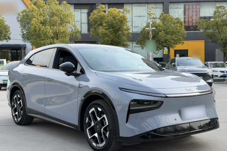 小鹏G7 2025款 702 超长续航 Max车身外观6005