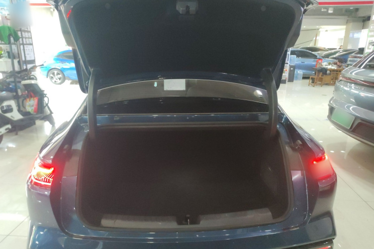 吉利银河 银河星耀8 2025款 130km EM-i 尊贵版局部细节23