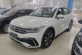 大众 途观L 2024款 出众款 330TSI 自动两驱R-Line龙耀版