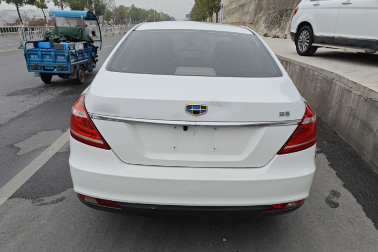 吉利汽车 帝豪 2016款 三厢 1.5L 手动向上版车身外观6