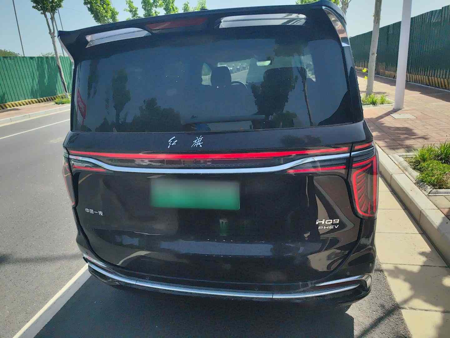 红旗HQ9 PHEV 2024款 2.0T 四驱商务版(3)