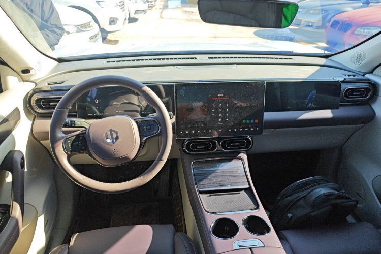 零跑汽车 零跑C11 2024款 增程 300尊享版中控内饰12