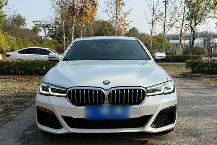 宝马5系 2021款 改款 525Li M运动套装车身外观6004