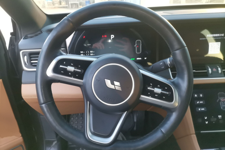 理想汽车 理想ONE 2021款 增程6座版局部细节13