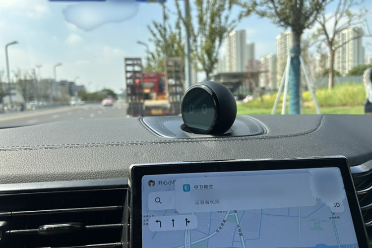 蔚来ES8 2020款 580KM 七座版中控内饰7001