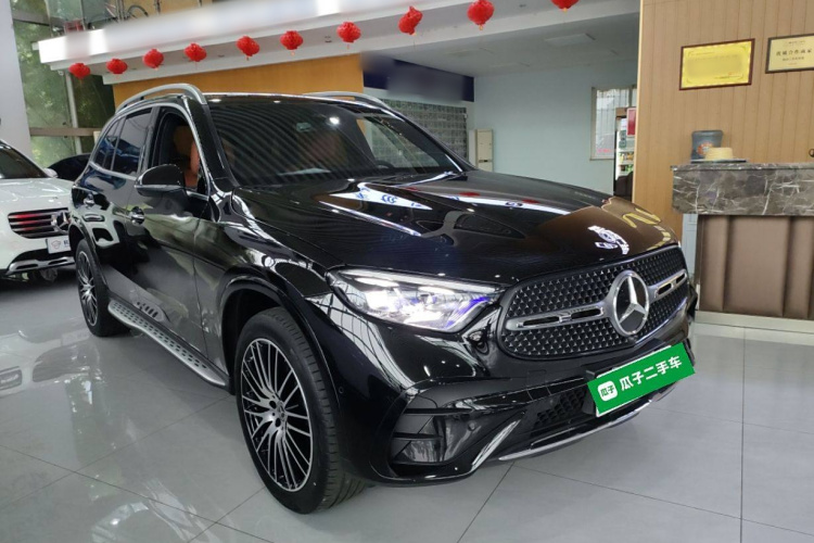 奔驰GLC 2023款 改款 GLC 300 L 4MATIC 豪华型 7座车身外观3