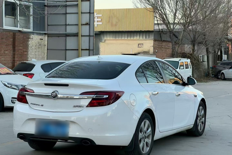 别克 君威 2015款 1.6T 精英技术型车身外观6005