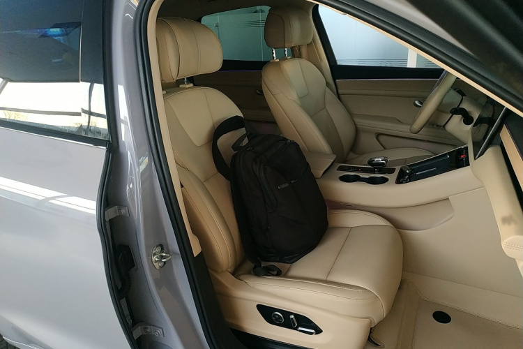 鸿蒙智行 问界M5 2024款 增程 Max RS 四驱高阶智驾版局部细节41