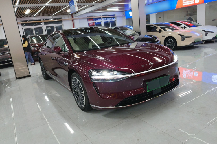 鸿蒙智行 享界S9 2024款 纯电 Ultra 四驱旗舰版车身外观3