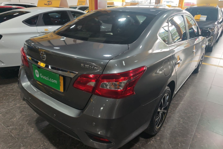 日产 轩逸 2019款 经典 1.6XE CVT舒适版车身外观7