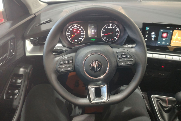 名爵 MG5 2023款 180DVVT 手动风尚版中控内饰13