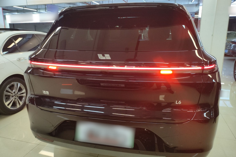 理想汽车 理想L6 2024款 Pro车身外观6