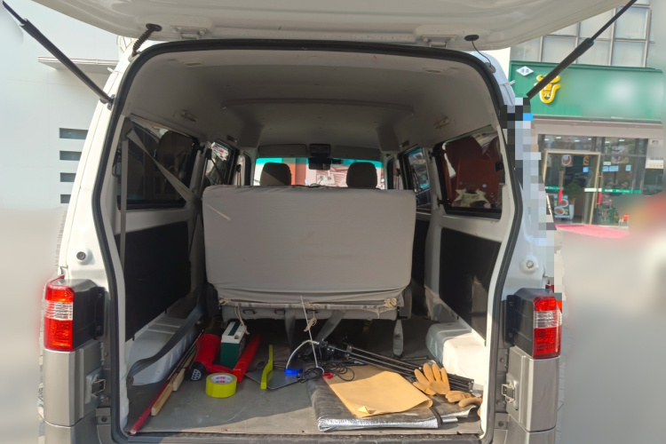 金杯 小海狮X30 2021款 1.5L 财富型客车国VI SWC15M中控内饰23