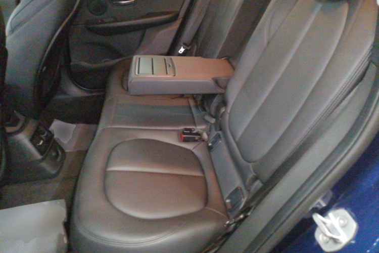 宝马2系旅行车 2016款 218i 运动设计套装中控内饰7004