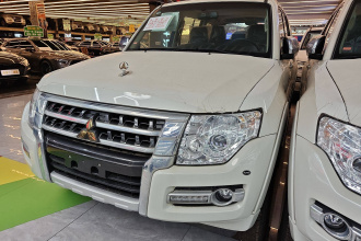 三菱 帕杰罗（平行进口）