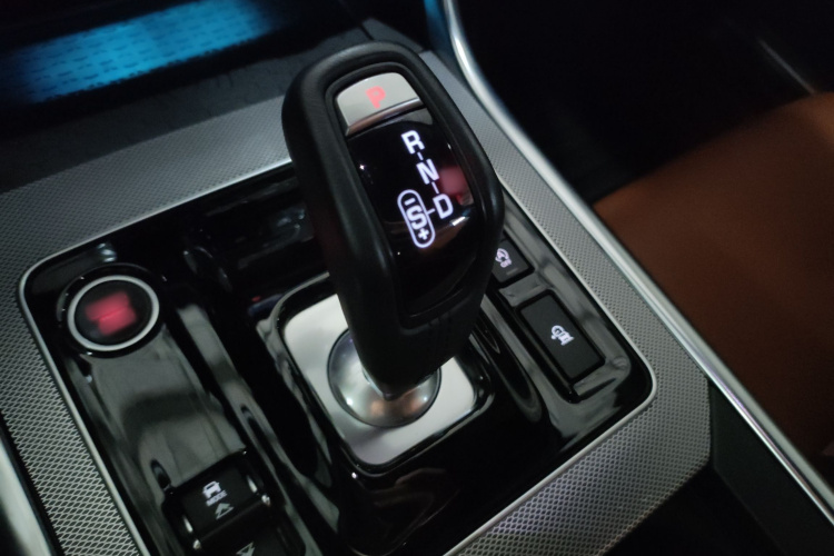 捷豹XEL 2022款 2.0T 250PS R-DYNAMIC S进取运动版局部细节18