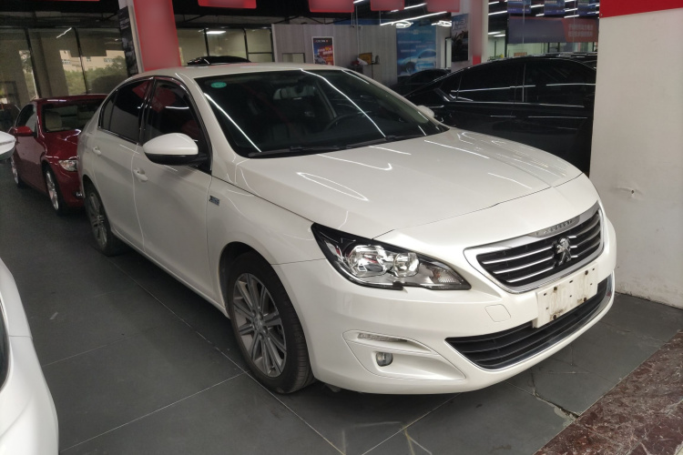 标致408 2016款 1.6T 自动豪华版车身外观3