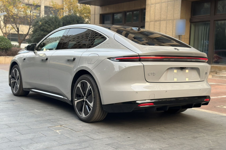 蔚来ET5 2025款 75kWh车身外观6002