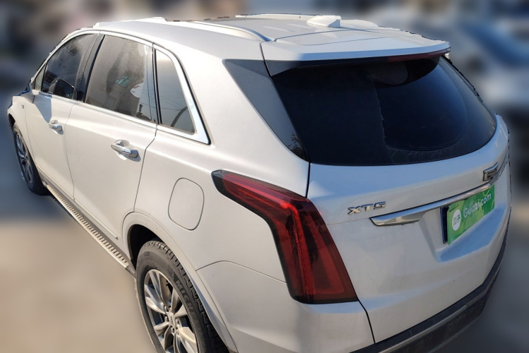 凯迪拉克XT5 2020款 28T 豪华型车身外观5