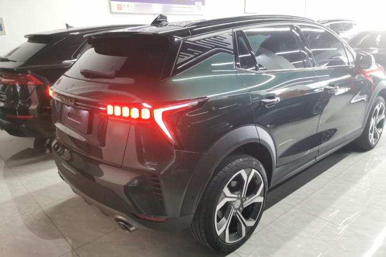 领克06 2023款 Remix 1.5T Hero车身外观7