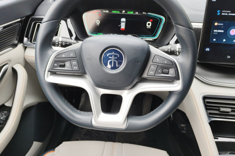 比亚迪 宋PLUS新能源 2021款 EV 尊贵型中控内饰13