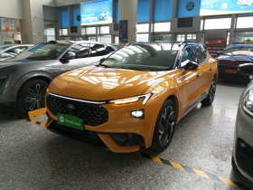 福特 蒙迪欧 2024款 2.0T E-混动运动版 ST-Line