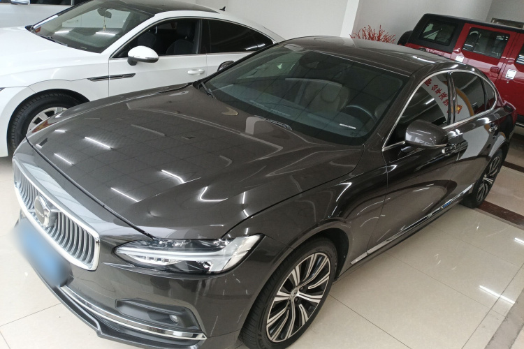 沃尔沃S90 2021款 B5 智逸豪华版车身外观1