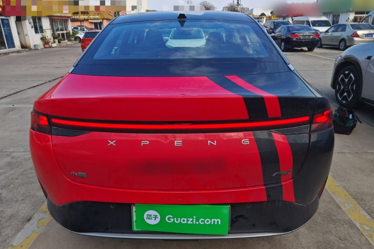 小鹏P5 2022款 550E车身外观6004