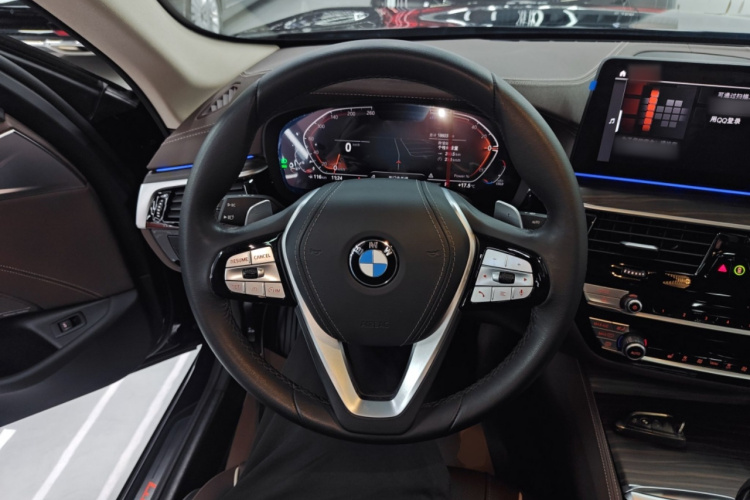 宝马5系 2023款 530Li 领先型 豪华套装中控内饰13
