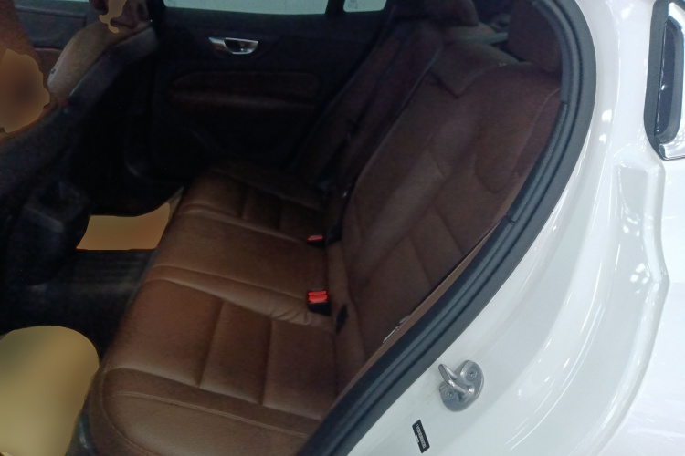 沃尔沃S60 2024款 B4 智远豪华版中控内饰7004