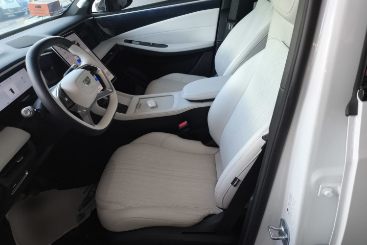 吉利银河 银河L7 2023款 1.5T 115km 星舰中控内饰19