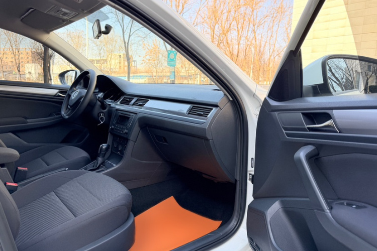 大众 宝来 2016款 1.6L 自动时尚型局部细节41