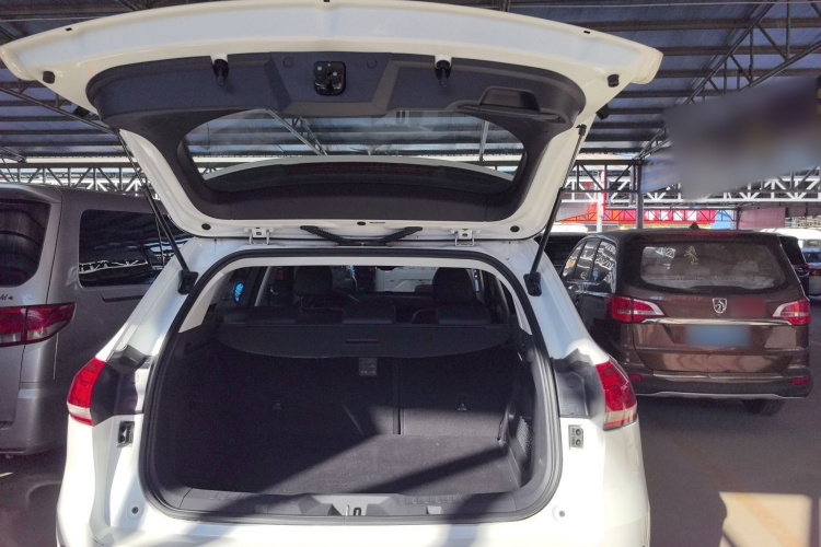 哈弗H6 2017款 红标 2.0T 自动两驱智尚型局部细节23