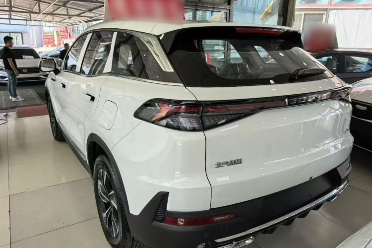 北京汽车 北京X7 2023款 1.5TD DCT优享+版车身外观6003