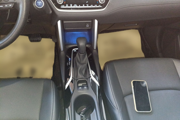 丰田 锋兰达 2023款 2.0L 智能电混双擎 豪华版局部细节18