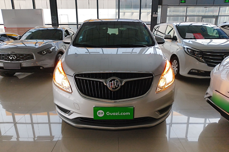 别克GL8 2018款 28T 豪华型 国VI车身外观2