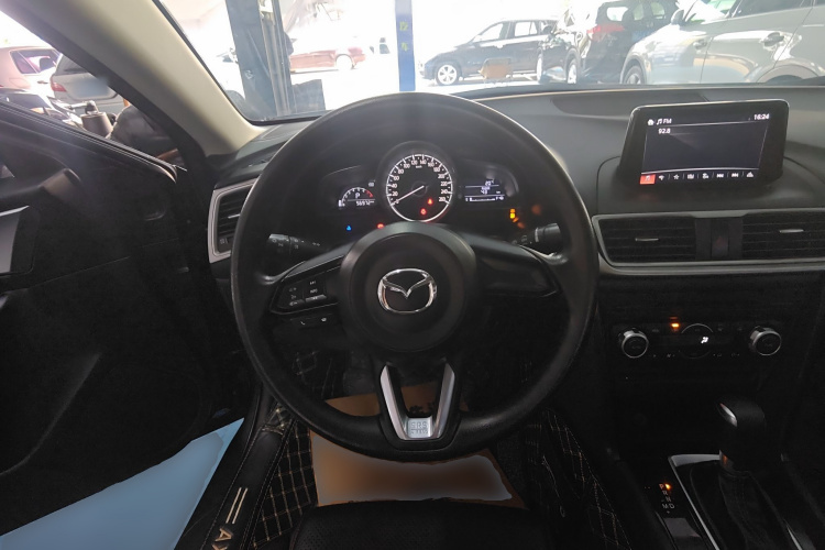 马自达3 昂克赛拉 2019款 云控版 三厢 1.5L 自动豪华型 国VI局部细节13