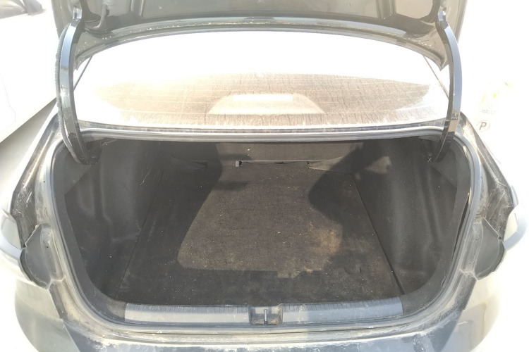 大众 朗逸 2023款 新锐 1.5L 自动新逸版机舱底盘23