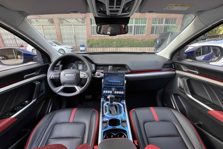 哈弗H4 2019款 1.5GDIT DCT豪华智联版 国V中控内饰7008