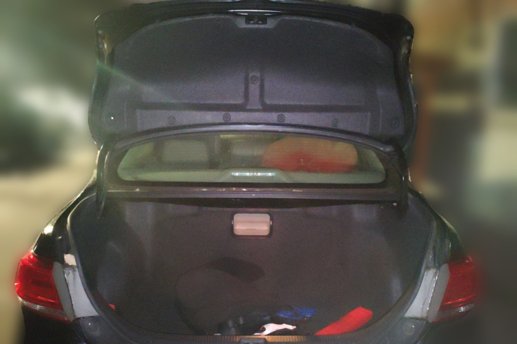 丰田 凯美瑞 2010款 240G 豪华版局部细节23