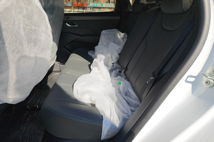 比亚迪 秦PLUS 2025款 DM-i 智驾版 55KM领先型中控内饰7004