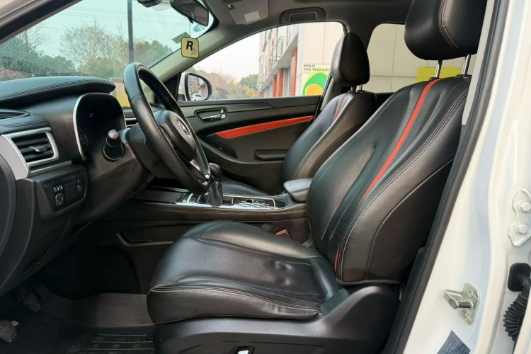 东风风光 风光580 2021款 ☆星版 1.5T 手动豪华型中控内饰7002