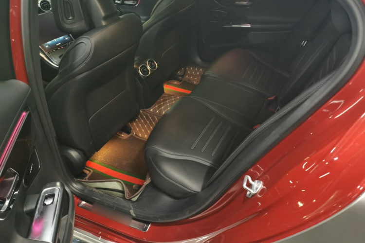 奔驰C级 2022款 C 200 L 运动版中控内饰7004