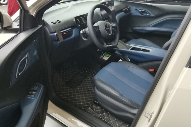 比亚迪 海鸥 2025款 智驾版 305km 活力版中控内饰7003