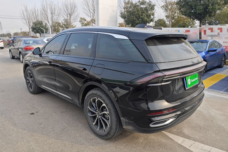 林肯 航海家 2023款 2.0T 四驱尊享版车身外观4