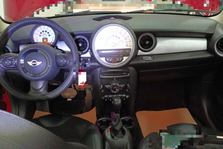 MINI 2011款 1.6L COOPER Fun中控内饰12