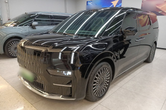 极氪009 2024款 七座过道版四驱 108kWh