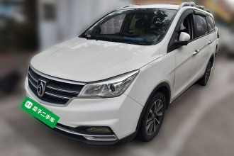 宝骏730 2021款 1.5T 手动时尚型 7座