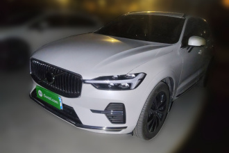 沃尔沃XC60 2025款 B5 四驱智远豪华版