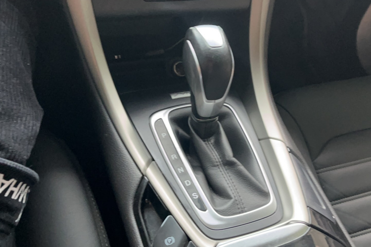 福特 蒙迪欧 2013款 2.0L GTDi200豪华型局部细节18